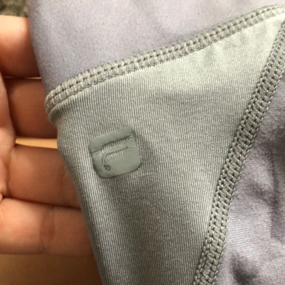 Fabletics Pattern Leggings with Mesh - Picture 6 of 6